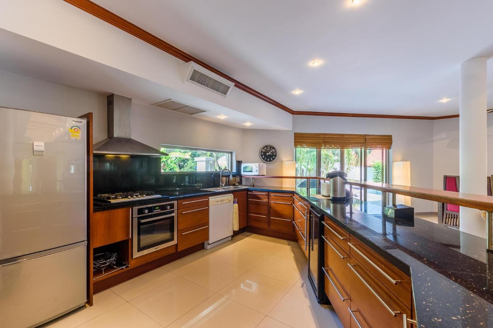 Amber Pool Villa Naiharn Rawai Экстерьер фото